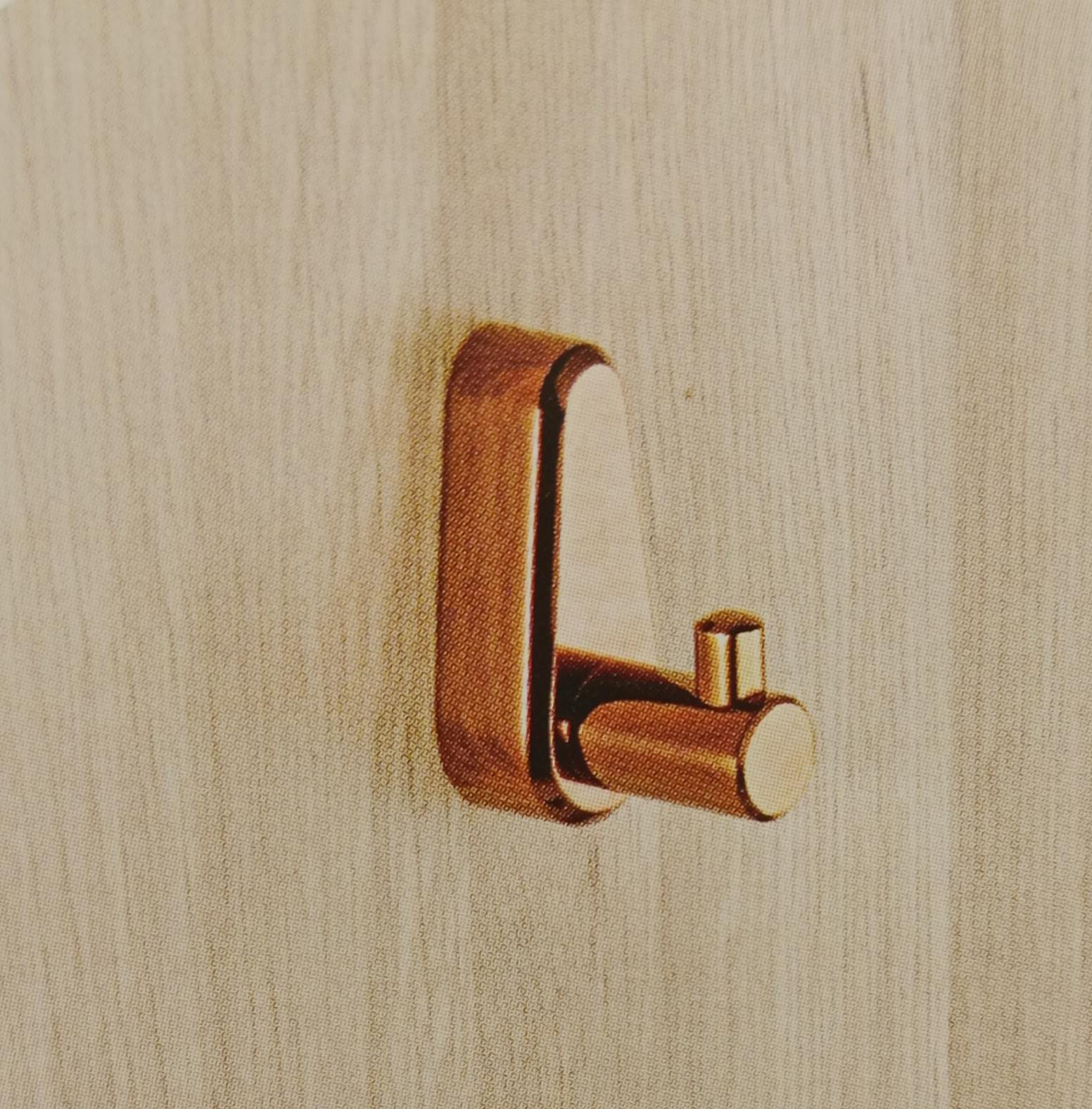 DECOR SERUM ROBE HOOK SM0005
